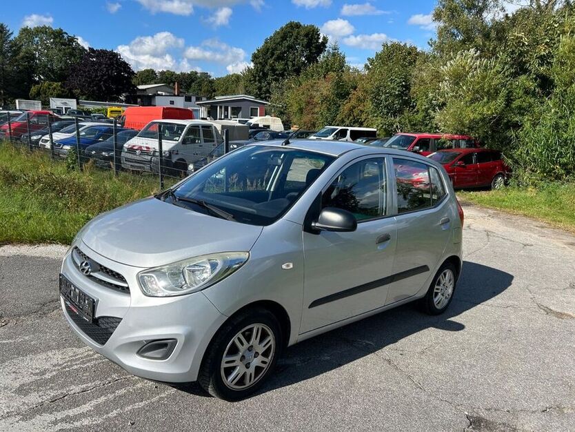 i10