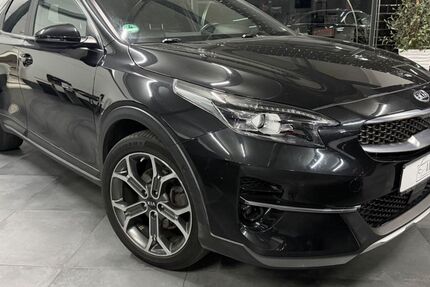 Kia XCeed 67.000 km 17.499 &euro; Weiden 92637