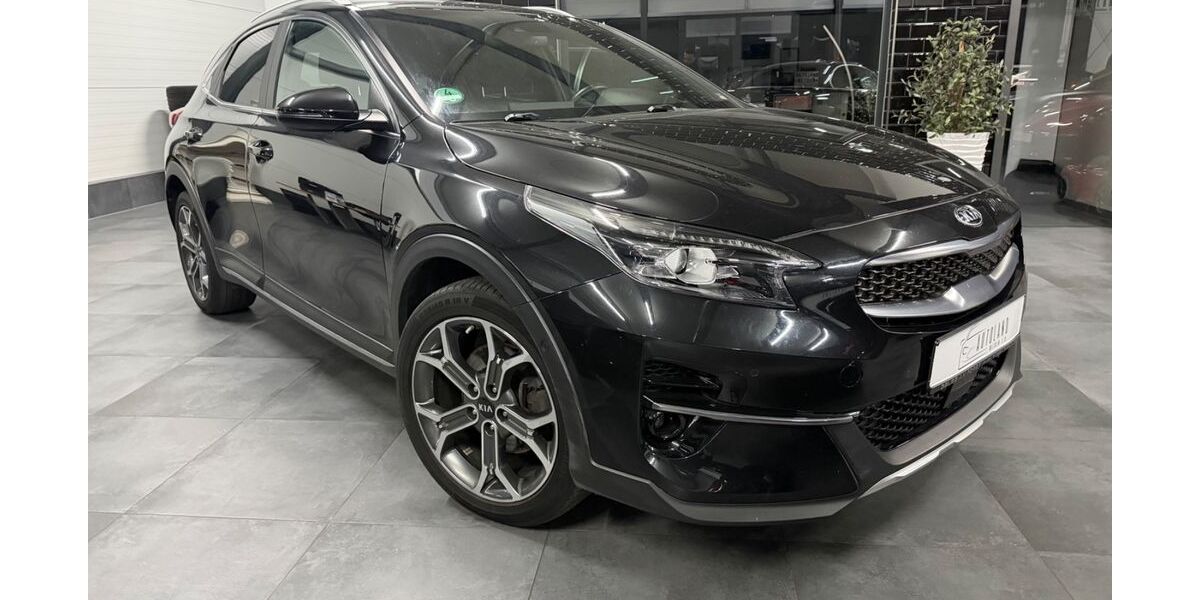 Kia XCeed 67.000 km 17.499 &euro; Weiden 92637