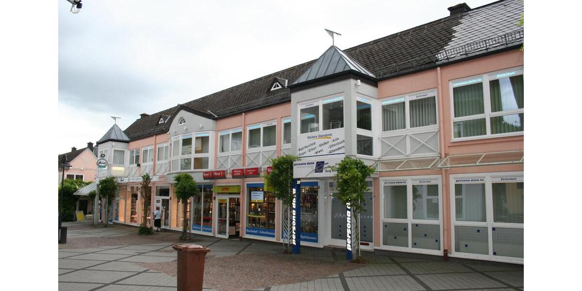 ab sofort Ladenlokal in der Fußgängerzone von Betzdorf zimmer