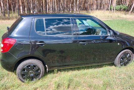 Skoda Fabia 61.000 km 5.890 &euro; kemberg 06901