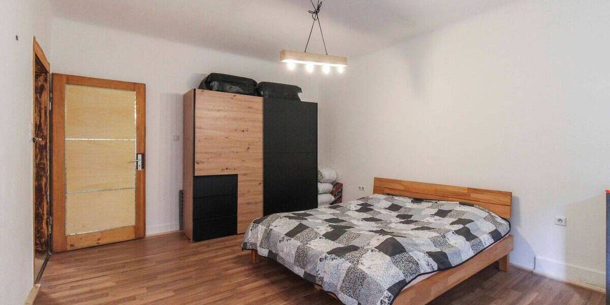 Mehrfamilienhaus, Wohnhaus Stuttgart Ost - 1 Zimmer, 228 m&sup2;, 749.000&euro; | Angebot:26808237