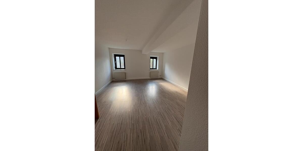Terrassenwohnung Grimma - 2 Zimmer, 87 m&sup2;, 690&euro; | Angebot:25545377