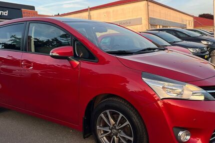 Toyota Verso 149.900 km 9.499 &euro; Bardowick 21357