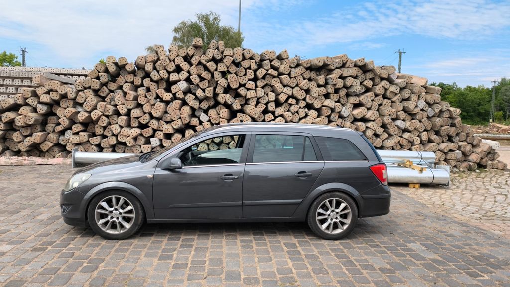 Opel Astra 289.000 km 2.000 &euro; Magdeburg 39118