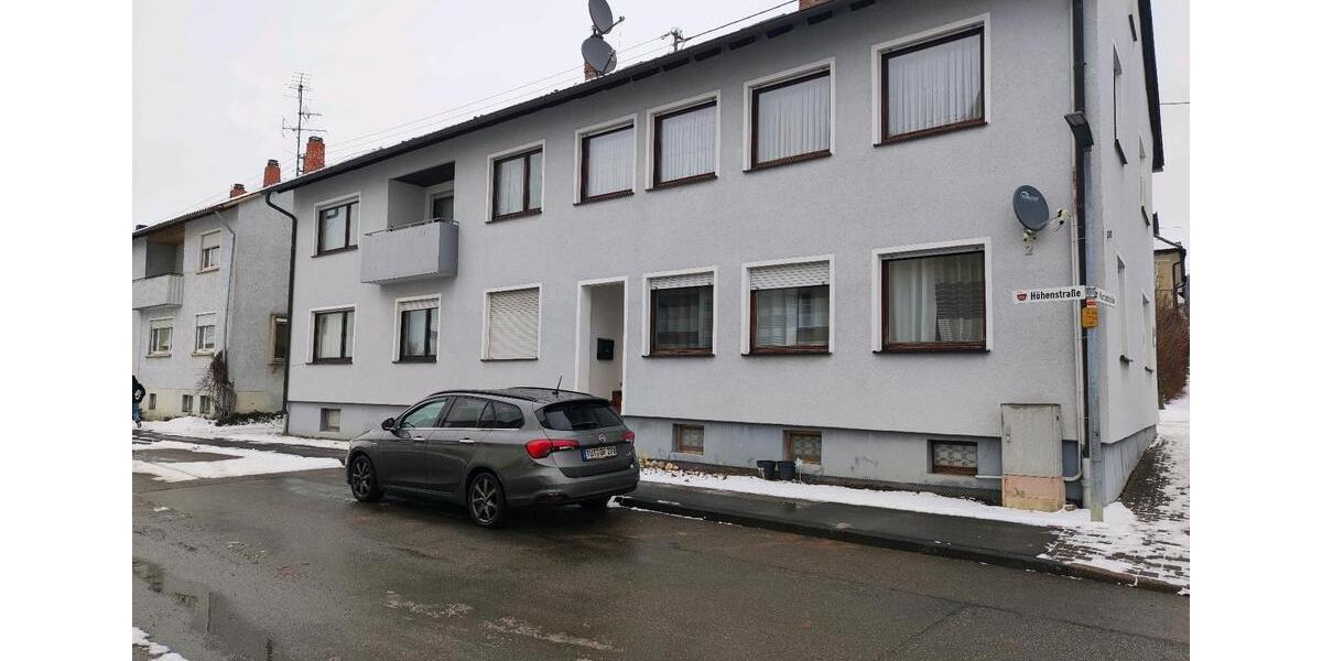 4-Zimmer Wohnung mit Keller und Stellplatz 4 zimmer