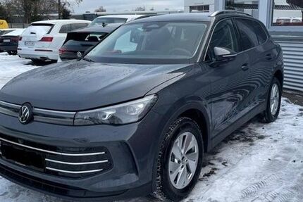 VW Tiguan 3.698 km 44.605 &euro; Cuxhaven 27472