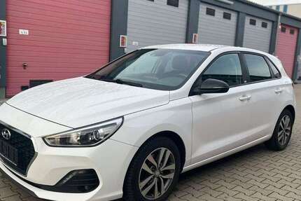 Hyundai i30 210.000 km 9.900 € Groß-Gerau 64521