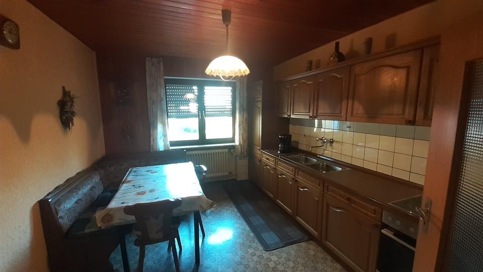 Einfamilienhaus Gößweinstein - 8 Zimmer, 166 m&sup2;, 349.000&euro; | Angebot:26898457
