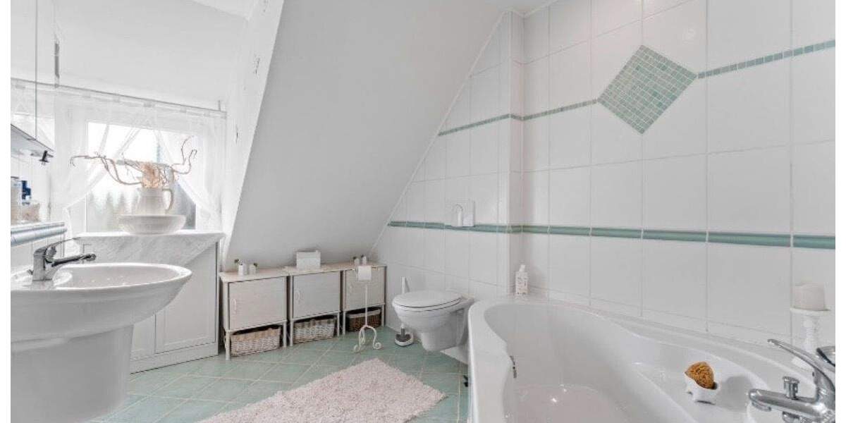 Mehrfamilienhaus, Wohnhaus Bremen Ohlenhof - 9 Zimmer, 290 m&sup2;, 394.999&euro; | Angebot:25566502