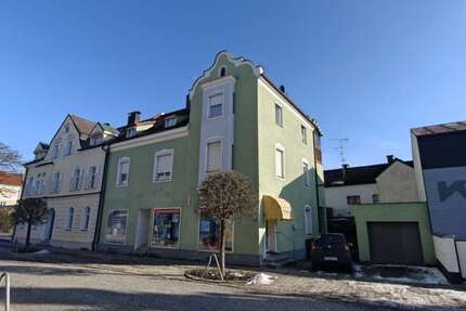 Haus Simbach am Inn - 10 Zimmer, 261 m&sup2;, 299.000&euro; | Angebot:24750751