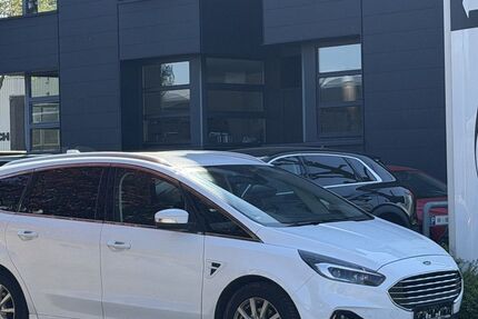 Ford S-Max 157.715 km 15.950 &euro; Krefeld 47805