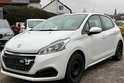 Peugeot 208 124.589 km 4.800 &euro; Friedberg 86316