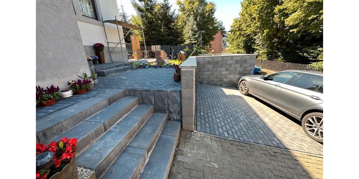 Doppelhaushälfte - 8 Zimmer, 110 m&sup2;, 97.999&euro; | Angebot:27002053