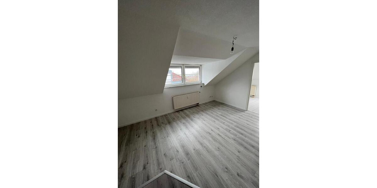 Dachgeschoßwohnung Bad Friedrichshall - 1 Zimmer, 21 m&sup2;, 425&euro; | Angebot:26383048