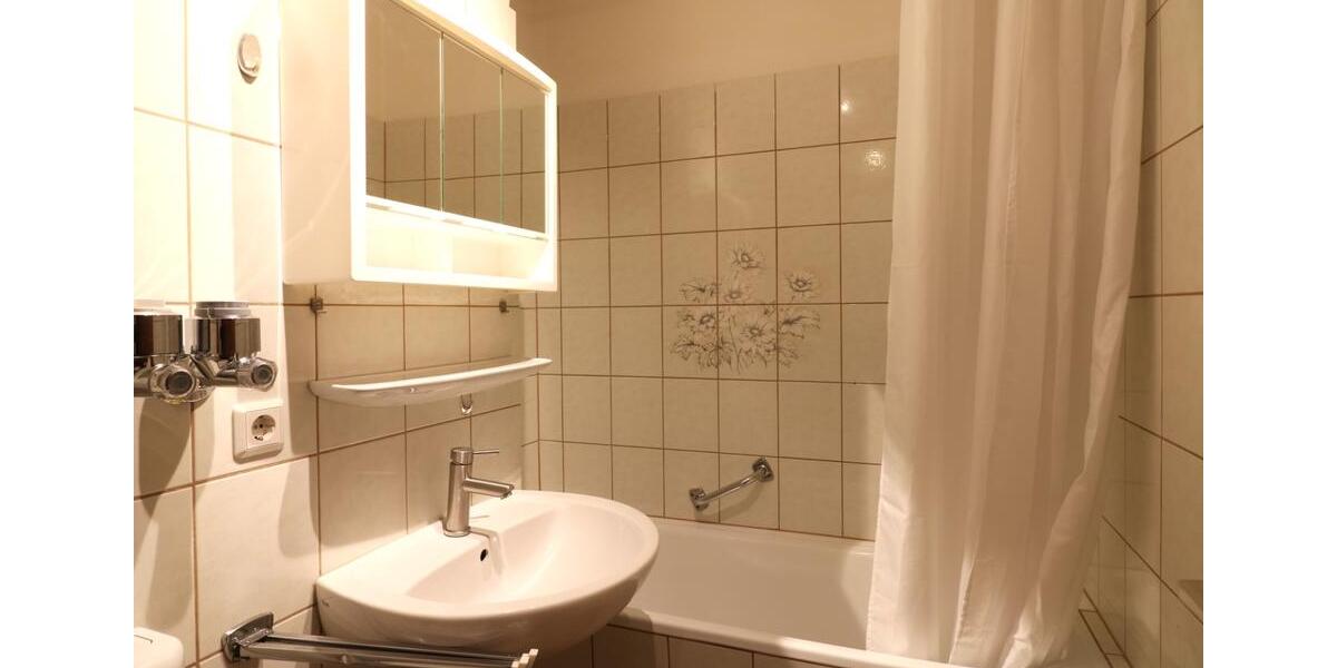 Etagenwohnung Marburg Marbach - 1 Zimmer, 30 m&sup2;, 575&euro; | Angebot:26338610