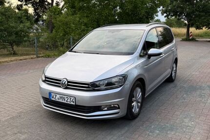 VW Touran 194.355 km 16.800 &euro; Ehringshausen 35630