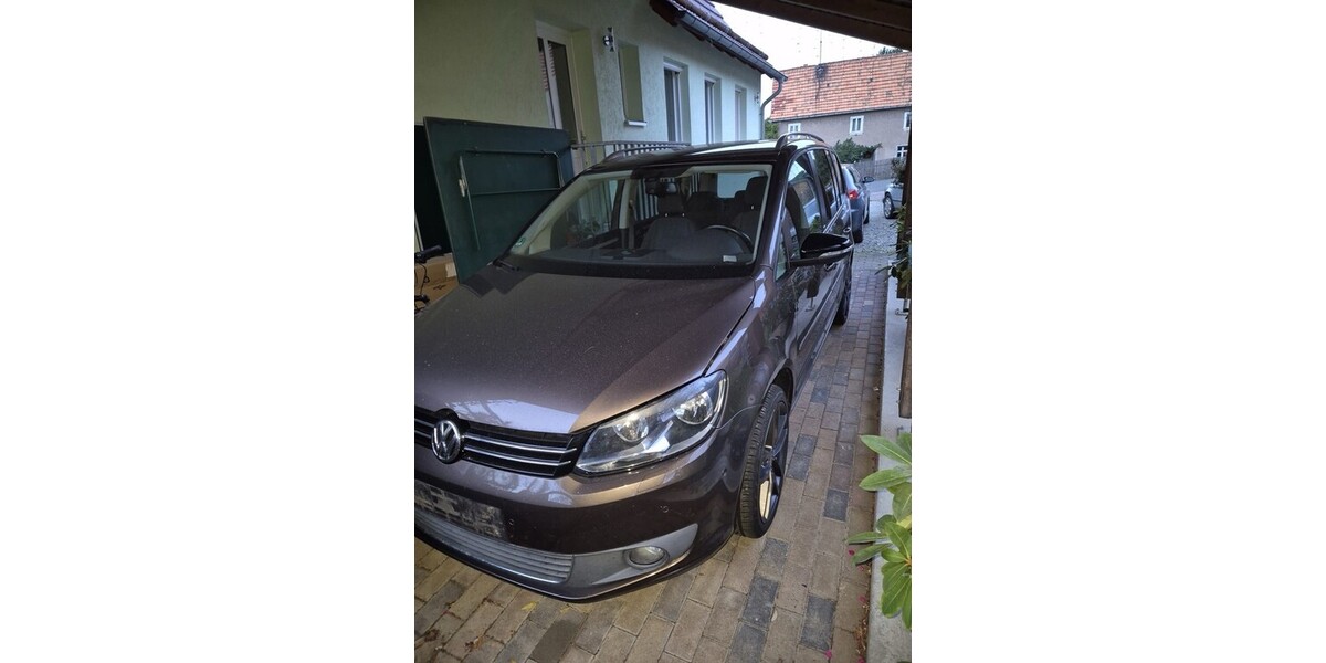 VW Touran 135.000 km 5.600 € Erfurt 99084