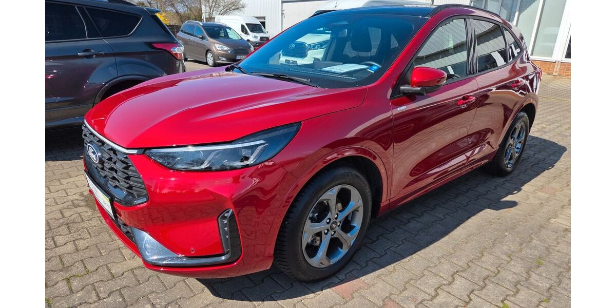 Ford Kuga 18.250 km 30.900 &euro; Lauchhammer 01979