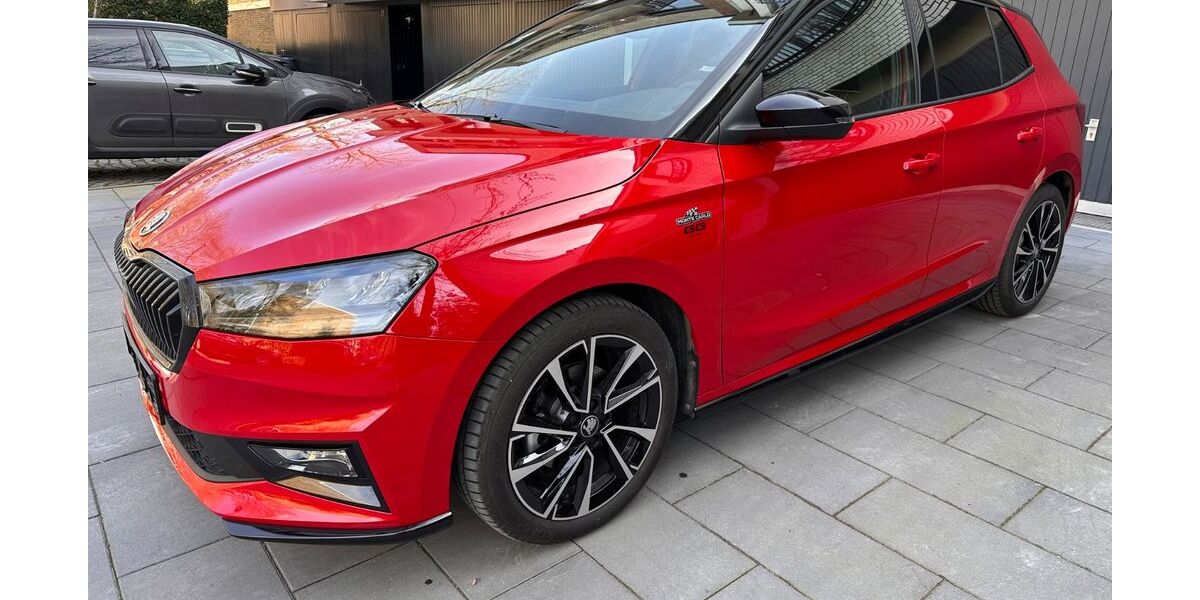 Skoda Fabia 1.500 km 24.490 &euro; Düsseldorf 40470