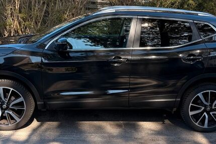 Nissan Qashqai 92.700 km 12.400 &euro; lübeck 23564