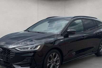 Ford Focus 29.449 km 22.550 &euro; Frankfurt am Main 60386