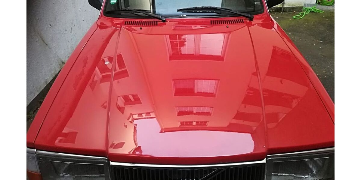 Volvo 240 321.708 km 5.900 &euro; Düsseldorf 40212