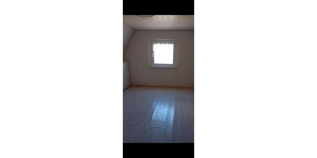 Etagenwohnung Staßfurt - 2 Zimmer, 45 m&sup2;, 28.000&euro; | Angebot:27441723
