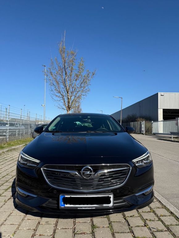 Opel Insignia 84.000 km 18.000 € München 80997