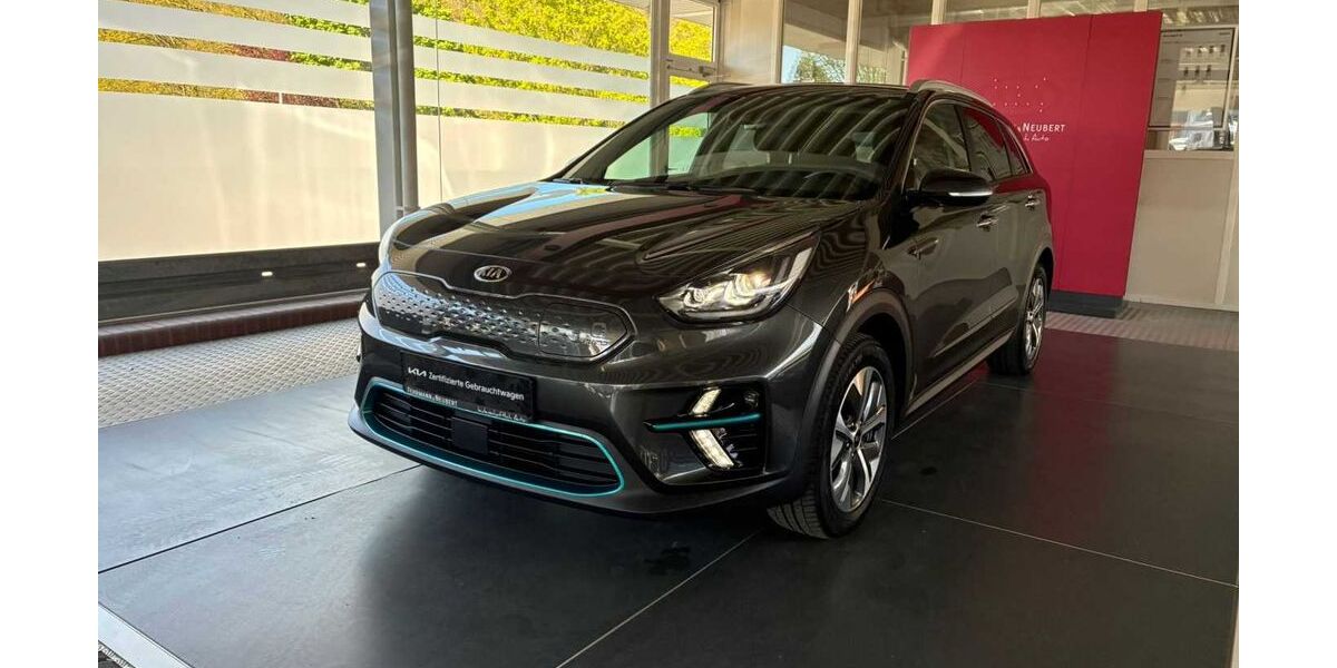 Kia Niro 33.000 km 20.990 &euro; Osnabrück 49082