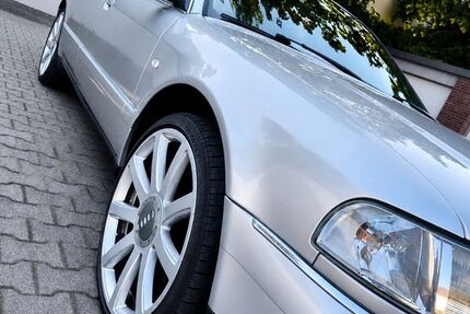 Audi A8 173.000 km 6.000 &euro; HAMM 59067