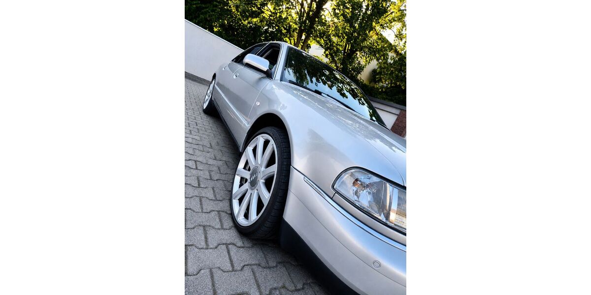 Audi A8 173.000 km 6.000 &euro; HAMM 59067