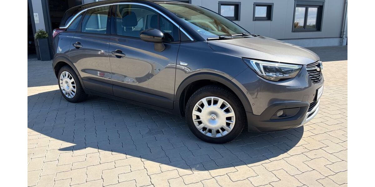 Opel Crossland (X) 97.845 km 10.490 &euro; Bad Oldesloe 23843