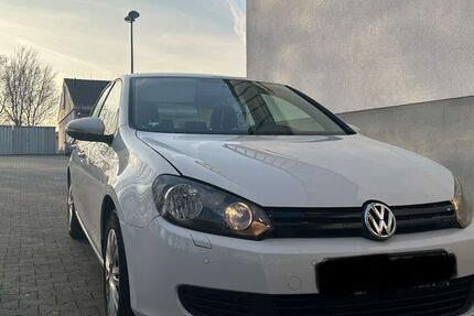 VW Golf 125.000 km 5.600 &euro; Eltville 65343