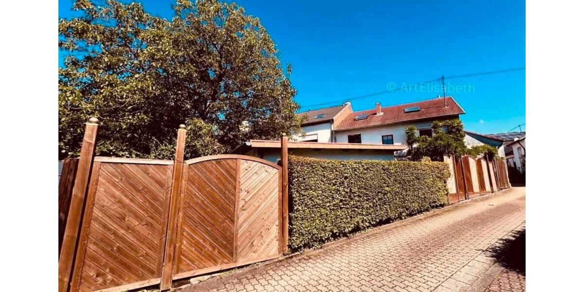 Einfamilienhaus Wallerfangen - 8 Zimmer, 248 m&sup2;, 348.000&euro; | Angebot:26429292