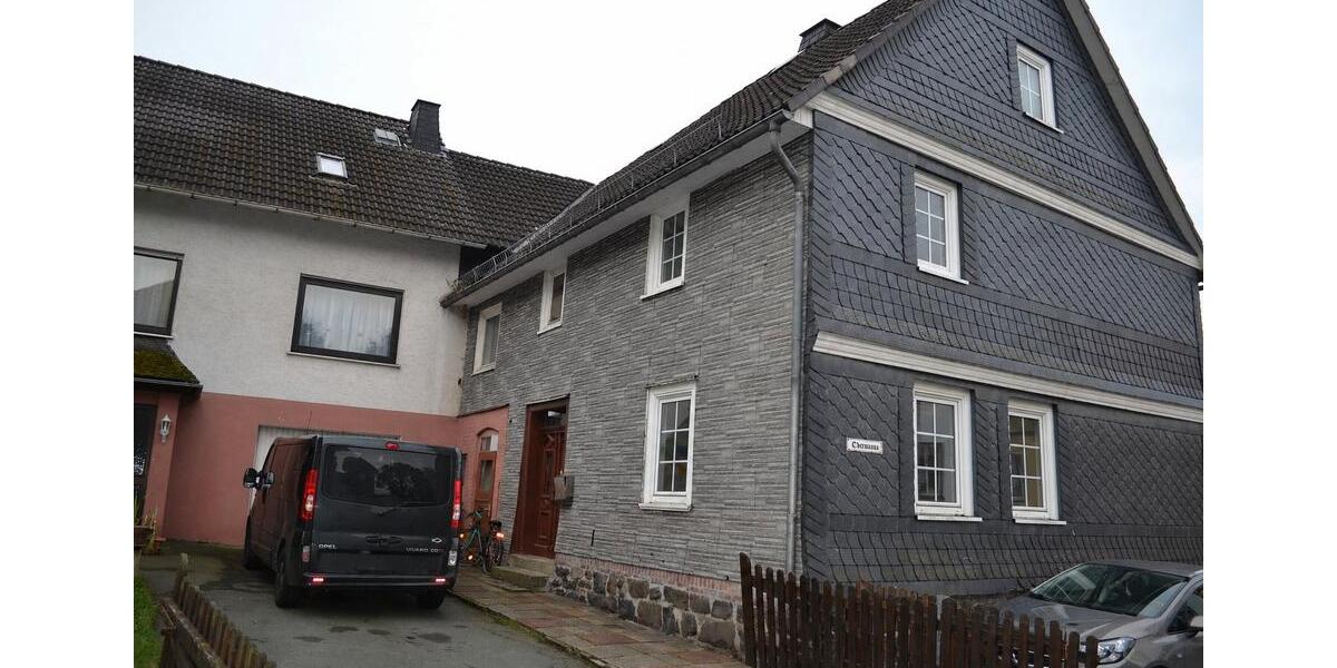 Einfamilienhaus Allendorf (Eder) - 3.5 Zimmer, 105 m&sup2;, 600&euro; | Angebot:26411633