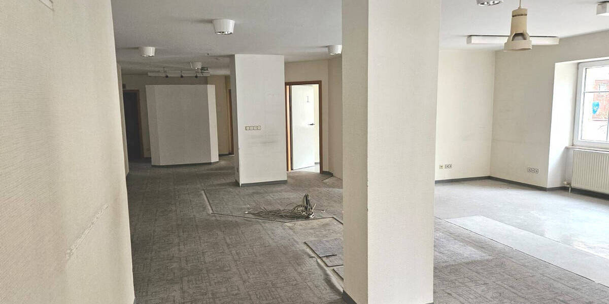 Gewerbeobjekt Ottweiler Neumünster - 1 Zimmer, 220 m&sup2;, 800&euro; | Angebot:19339051
