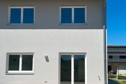 Haus Reisbach Englmannsberg - 5 Zimmer, 140 m&sup2;, 1.600&euro; | Angebot:26411152