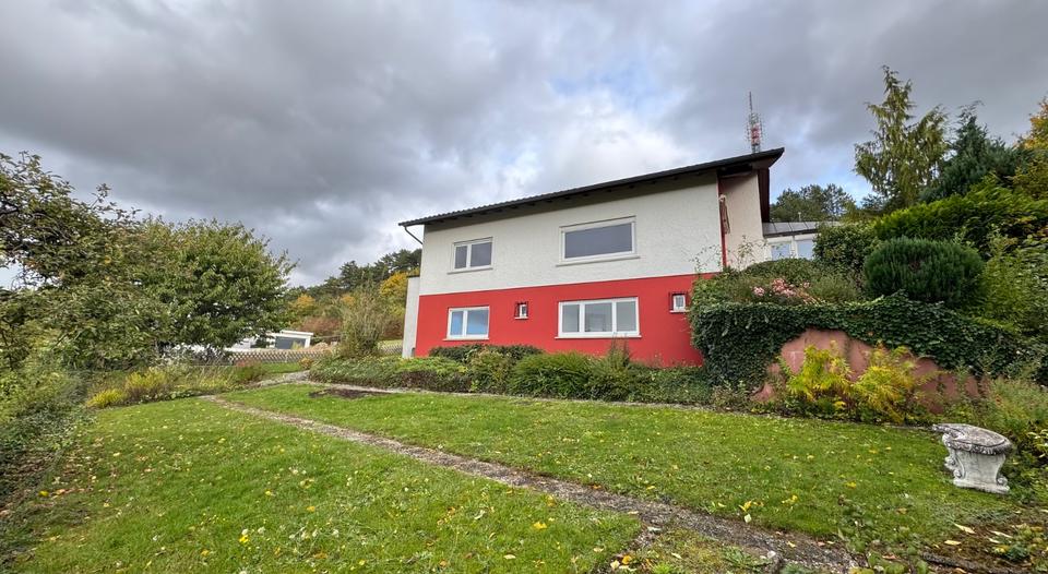 Einfamilienhaus Buchen (Odenwald) - 7 Zimmer, 142 m&sup2;, 1.500&euro; | Angebot:25313832