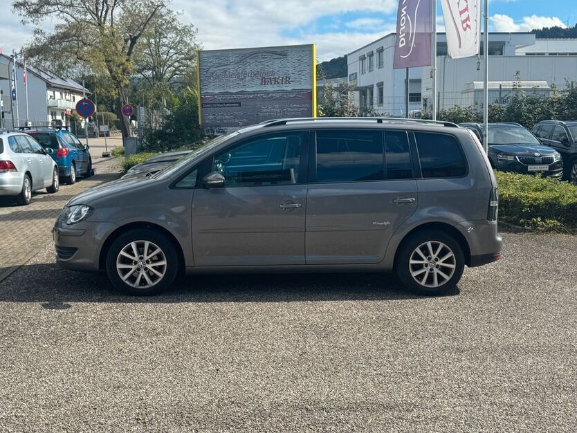 VW Touran 226.042 km 3.590 € Gundelfingen 79194