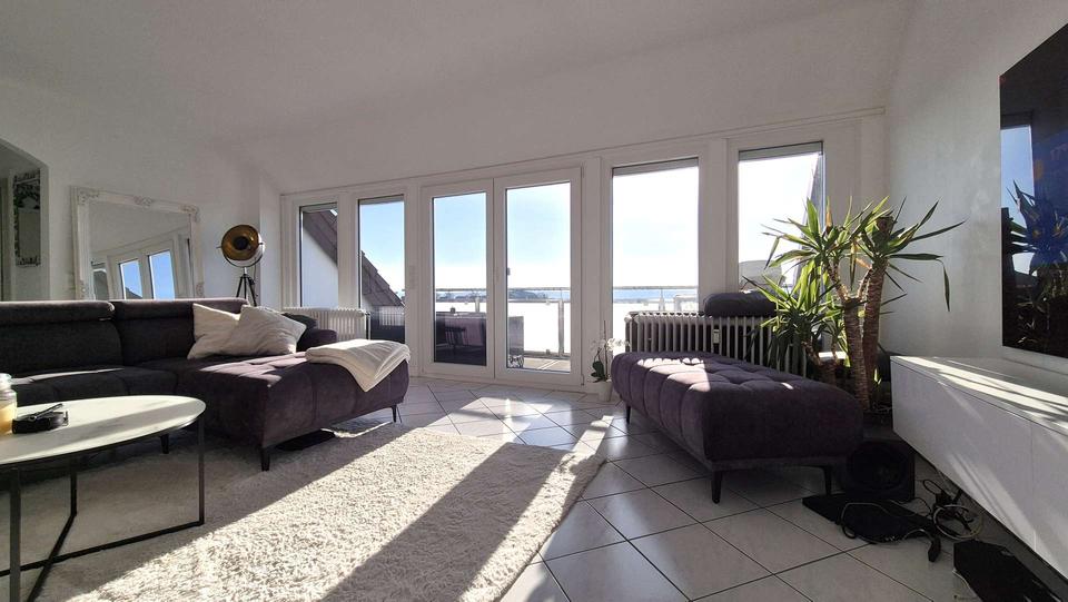 Dachgeschoßwohnung Petersberg - 2.5 Zimmer, 77 m&sup2;, 680&euro; | Angebot:25381553