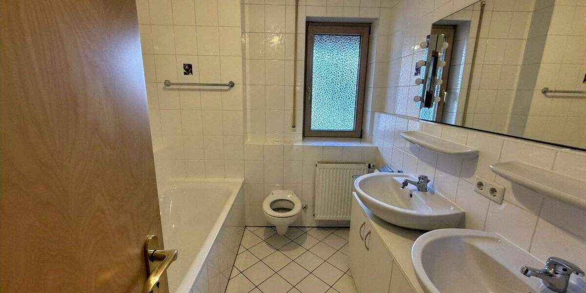 Doppelhaushälfte Bayerisch Gmain - 6 Zimmer, 148 m&sup2;, 624.000&euro; | Angebot:25734187