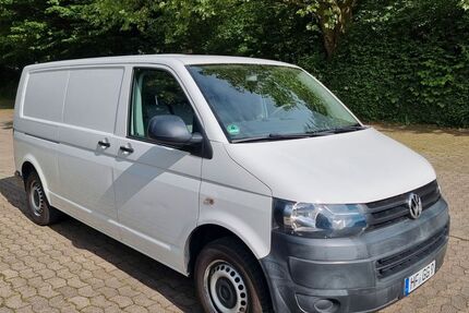 VW T5 Transporter 199.000 km 7.850 &euro; Enger 32130