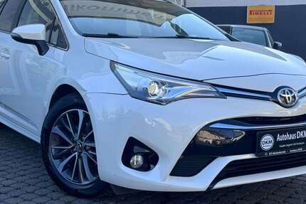 Toyota Avensis 82.182 km 14.999 &euro; Bickenbach 64404