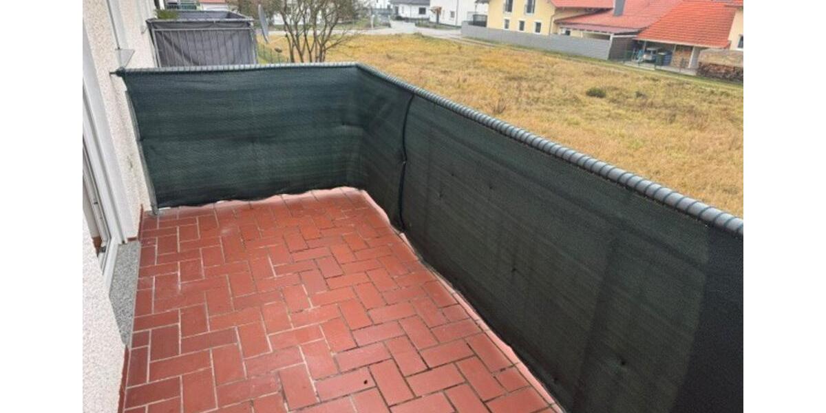 Etagenwohnung Wallersdorf - 3 Zimmer, 76 m&sup2;, 760&euro; | Angebot:25378096