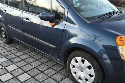 Renault Modus 132.000 km 2.500 &euro; München 81929