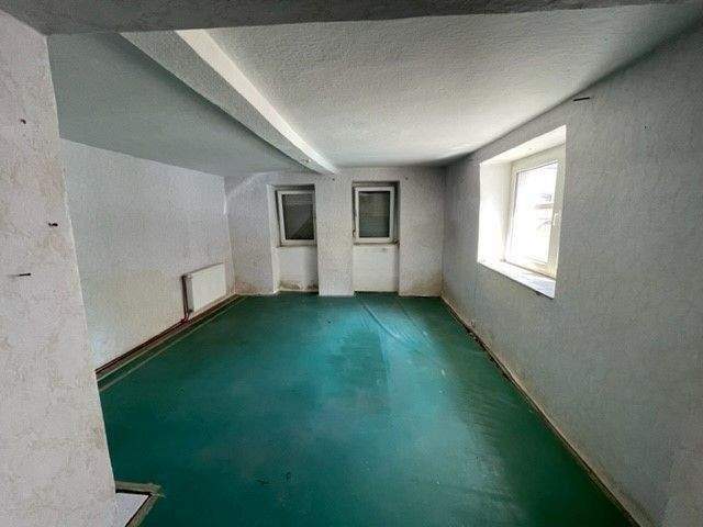 Einfamilienhaus Weißenfels Leißling - 1 Zimmer, 180 m&sup2;, 85.000&euro; | Angebot:25771893