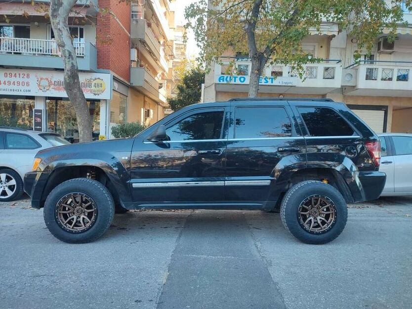 Grand Cherokee