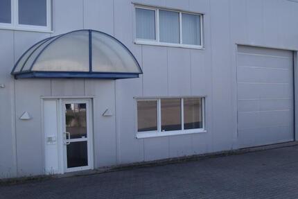 Gewerbehalle mit Deckenkran und Bürotrakt in Werther Westfalen zimmer