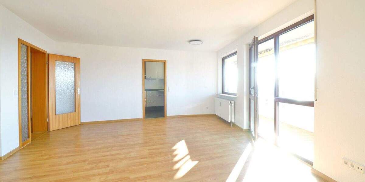 Etagenwohnung Lauffen am Neckar - 4 Zimmer, 107 m&sup2;, 360.000&euro; | Angebot:24685845